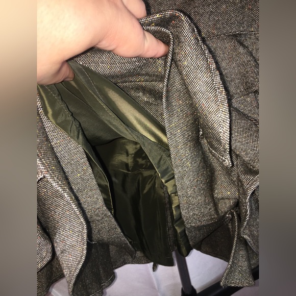 Talbots Petites | Women’s Green Ruffle Pattern Wool Skirt - Picture 4 of 11